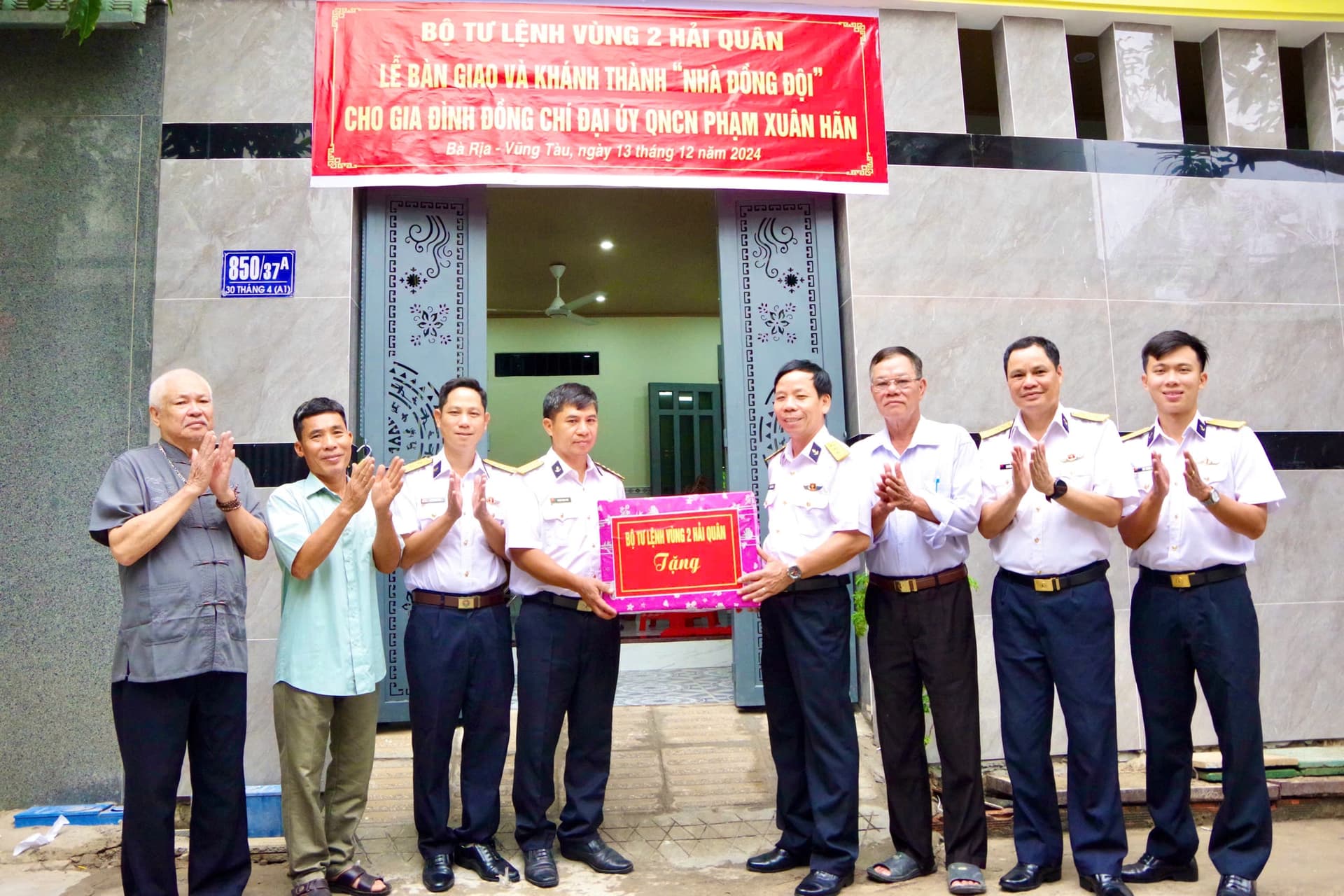 Bộ Tư lệnh Vùng 2: Bàn giao nhà đồng đội tặng quân nhân có hoàn cảnh khó khăn