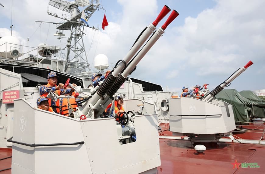 Xây dựng Quân đội nhân dân Việt Nam cách mạng, chính quy, tinh nhuệ, tiến lên hiện đại, bảo vệ vững chắc Tổ quốc Việt Nam xã hội chủ nghĩa