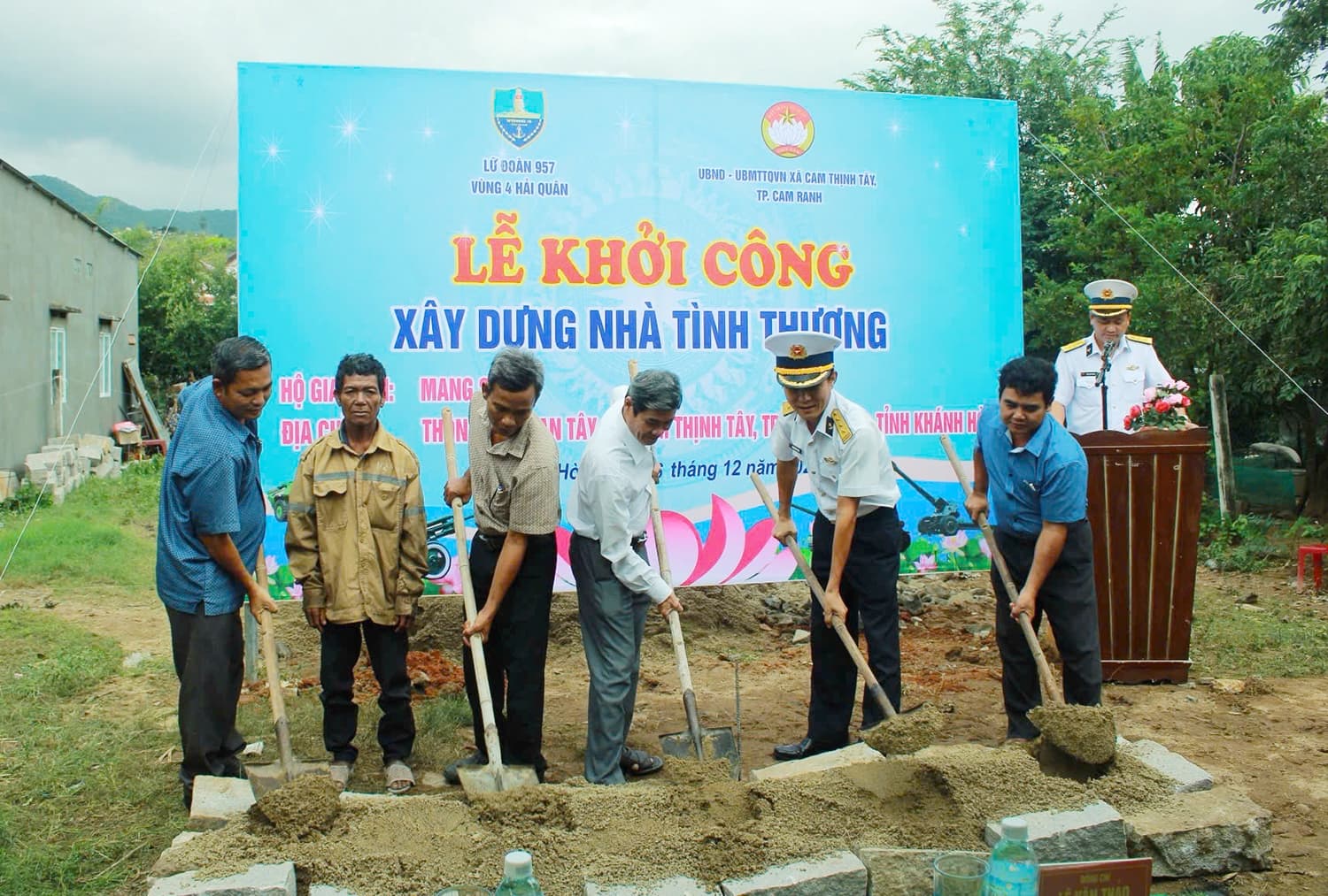 Lữ đoàn 957 khởi công xây dựng nhà tình thương tặng hộ nghèo xã Cam Thịnh Tây