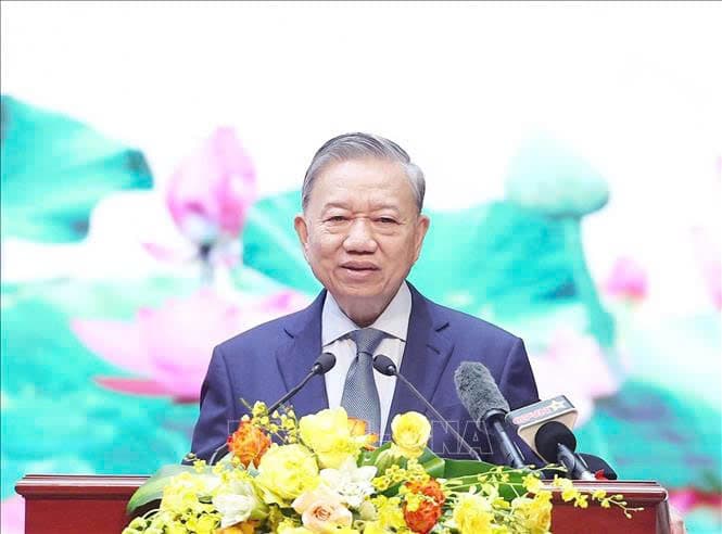 Tổng Bí thư Tô Lâm gặp mặt đại biểu thế hệ trẻ trong Quân đội