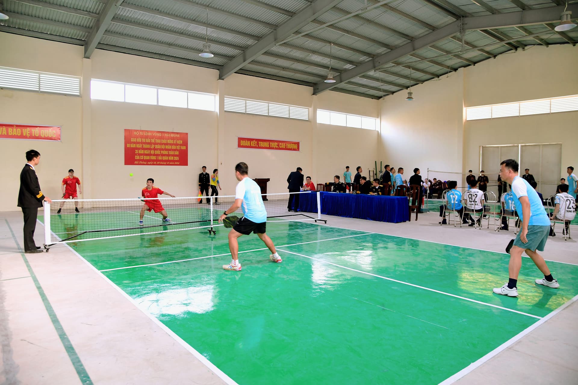 Vùng 1 tổ chức giải giao hữu thể thao