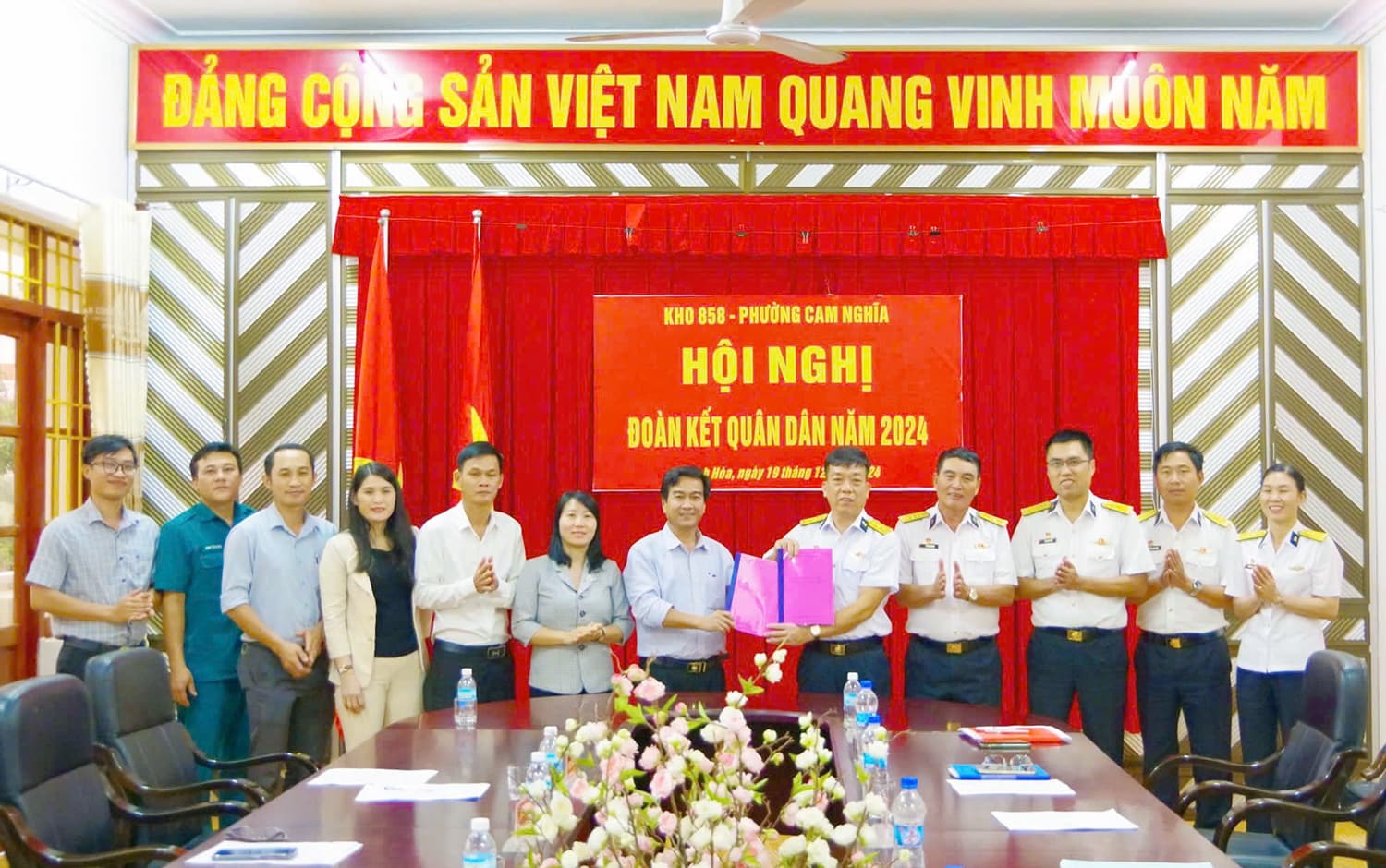 Kho 858 và phường Cam Nghĩa tổ chức Hội nghị đoàn kết quân dân