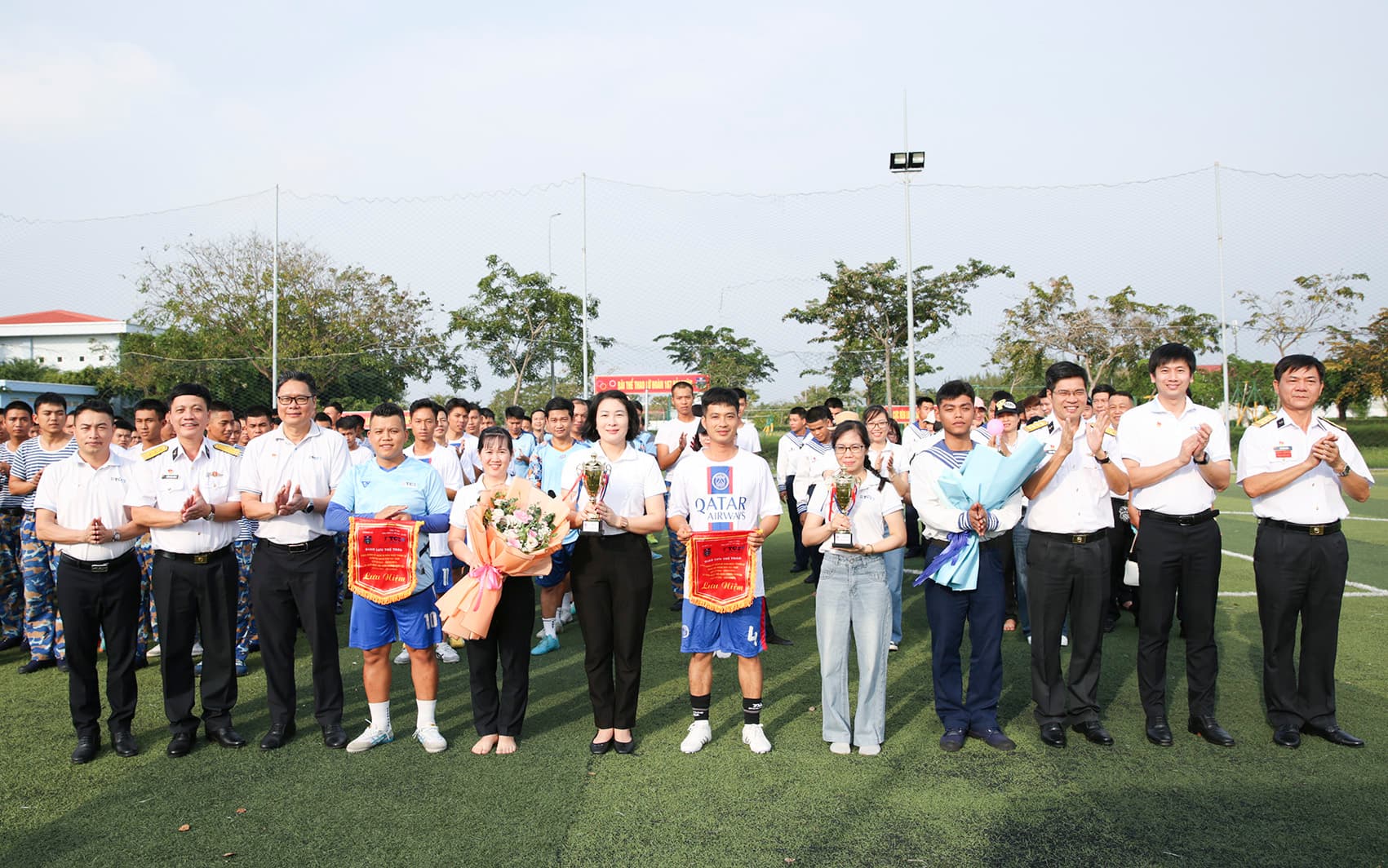 Sôi nổi các hoạt động giữa Cảng Quốc tế Tân cảng – Cái Mép và Lữ đoàn 167