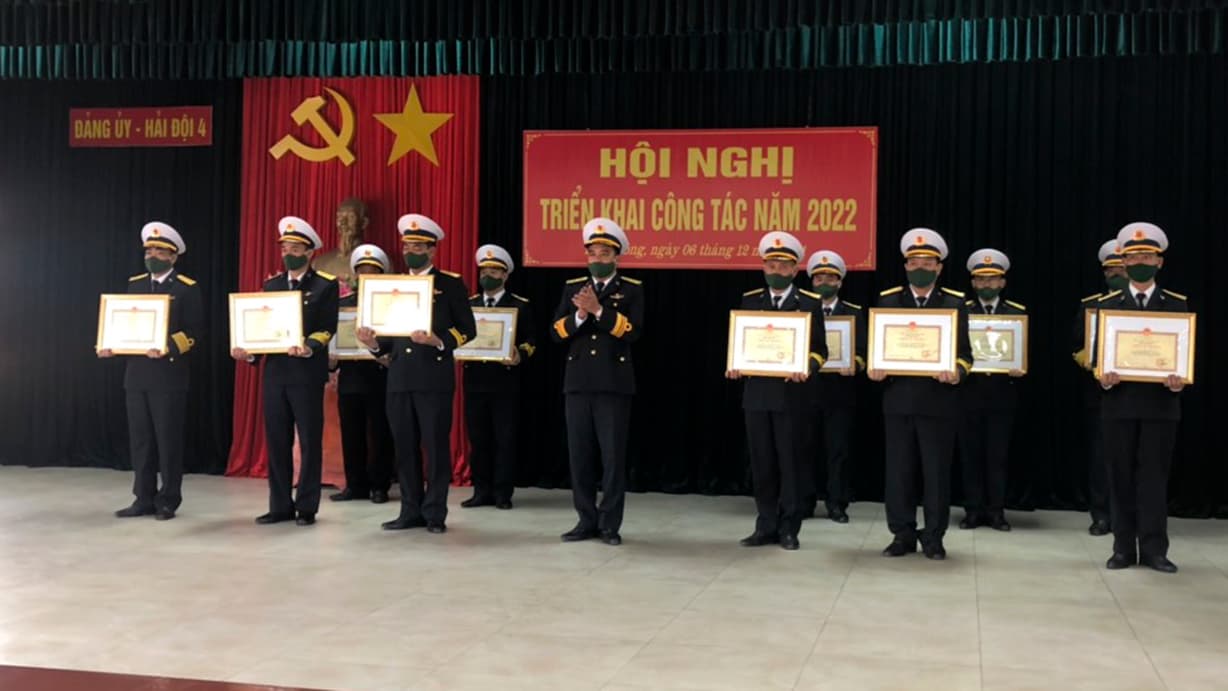 Hải đội 4 tập trung huấn luyện giỏi, kỷ luật nghiêm, bảo đảm kỹ thuật tốt