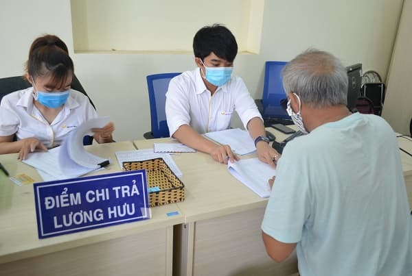 Đối tượng được tăng lương hưu, trợ cấp bảo hiểm xã hội và trợ cấp hằng tháng