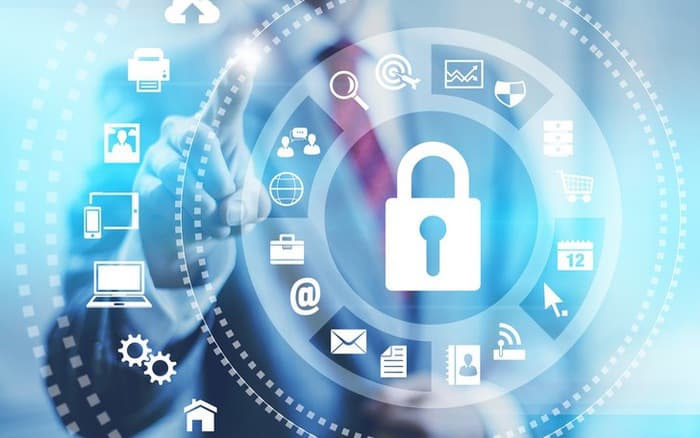 Các hành vi bị nghiêm cấm trên không gian mạng