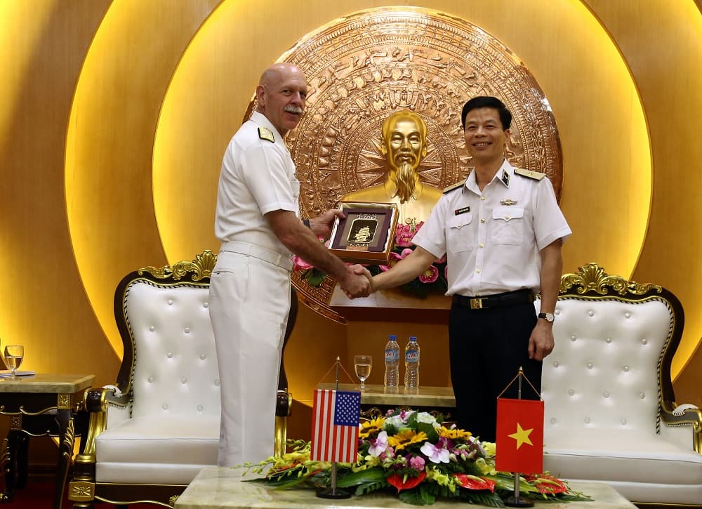 Tư lệnh Hạm đội Thái Bình Dương Hoa Kỳ thăm Bộ Tư lệnh Hải quân