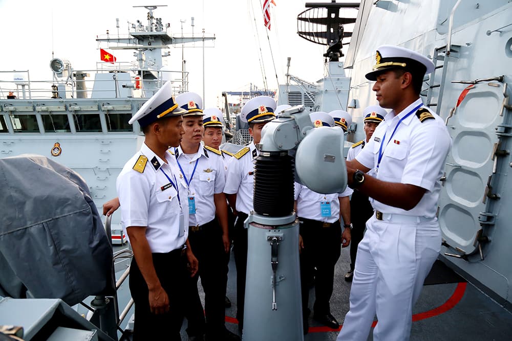 Thân thiện, hữu nghị trong từng hoạt động giao lưu