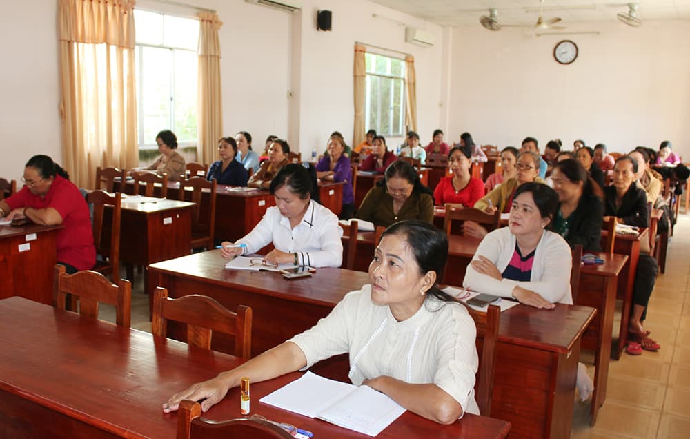 Vùng 5 Hải quân: Thông tin về tình hình biển, đảo cho Hội liên hiệp Phụ nữ huyện Phú Quốc