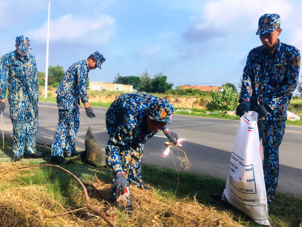 Tuổi trẻ Vùng 2, Hải đoàn 129 vệ sinh môi trường