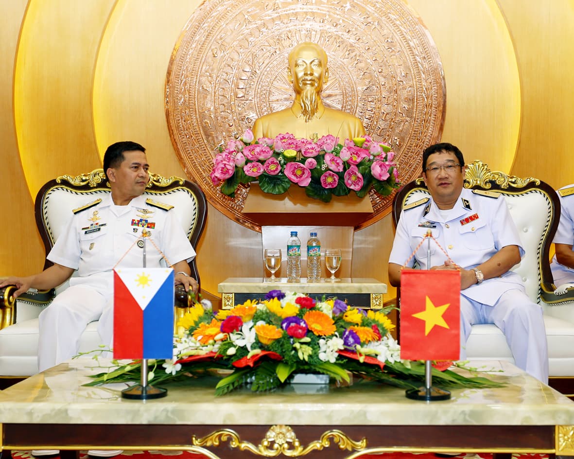 Tư lệnh Hải quân Philippines thăm và làm việc tại Quân chủng Hải quân