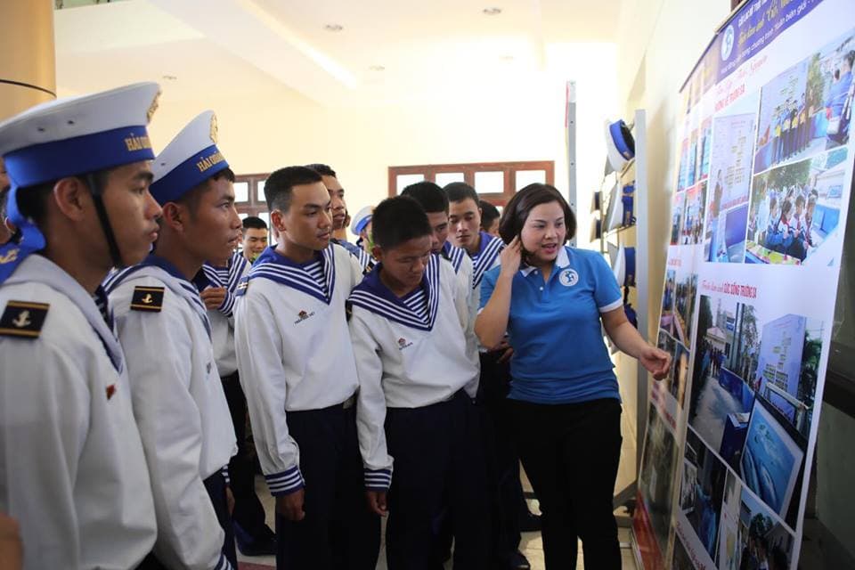 Câu lạc bộ Tuổi trẻ vì biển, đảo quê hương: Triển lãm ảnh “Cả nước với Trường Sa”