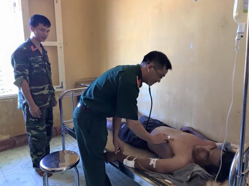 Bệnh xá đảo Phan Vinh cấp cứu ngư dân