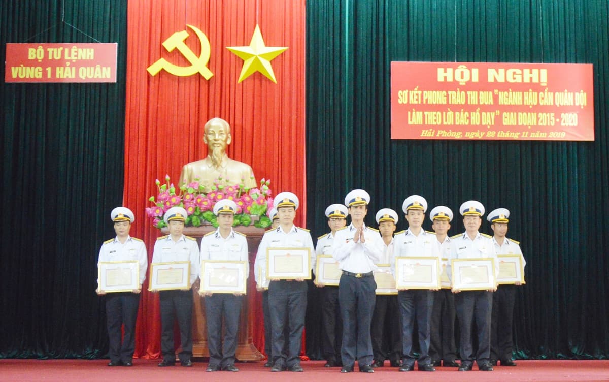 Vùng 1 Hải quân: 9 tập thể và 3 cá nhân được khen thưởng trong phong trào thi đua “Ngành Hậu cần Quân đội làm theo lời Bác Hồ dạy”