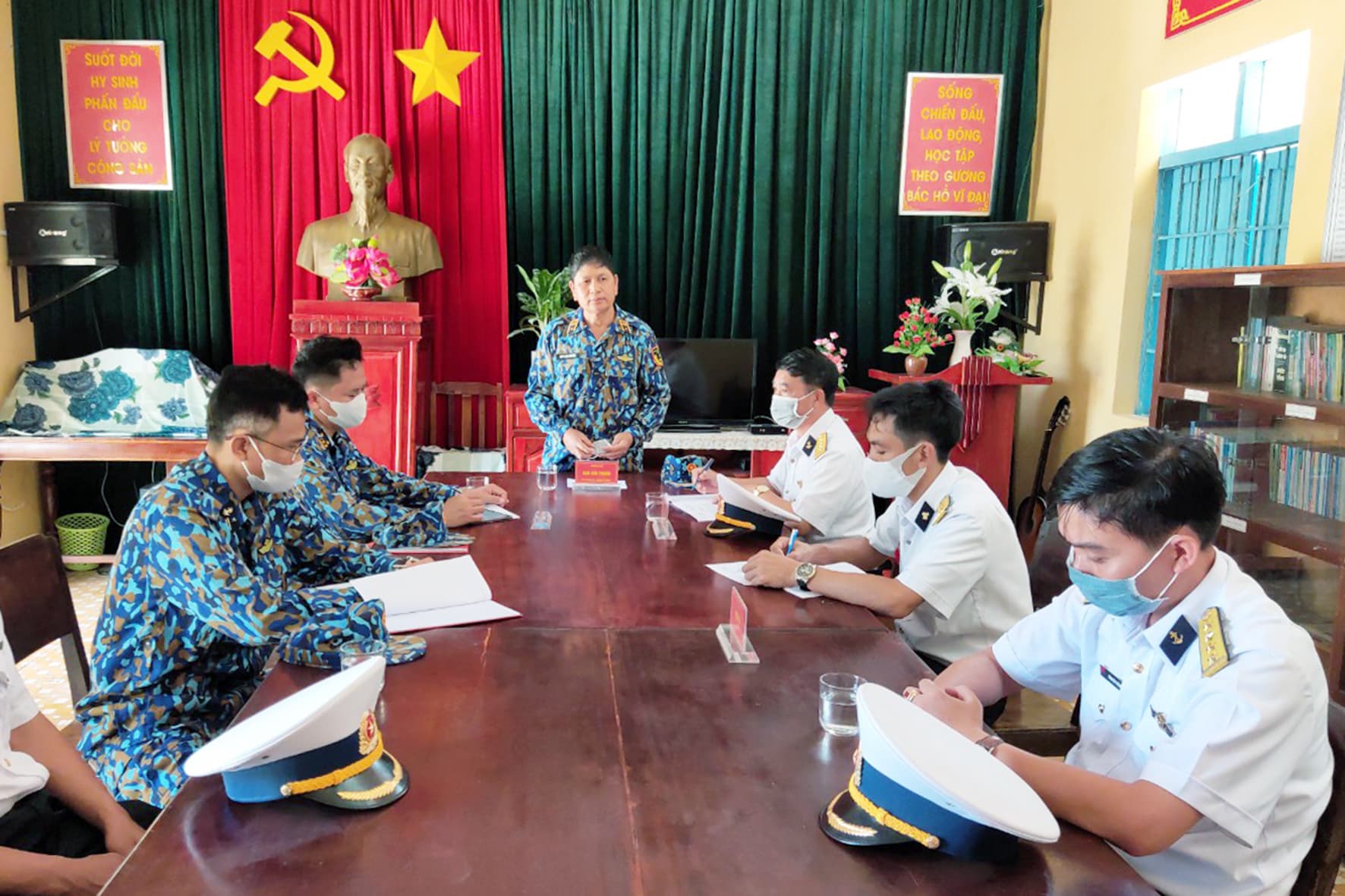 Đoàn công tác Vùng 4 kiểm tra Trạm ra đa 570