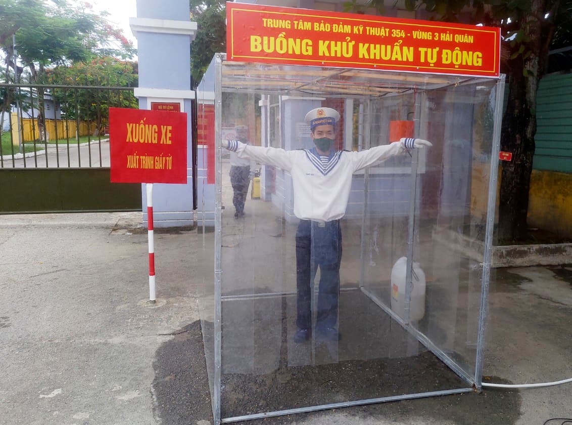 Buồng khử khuẩn tự động ở Kho K714