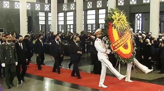Tổ chức trọng thể Lễ viếng nguyên Tổng Bí thư Lê Khả Phiêu