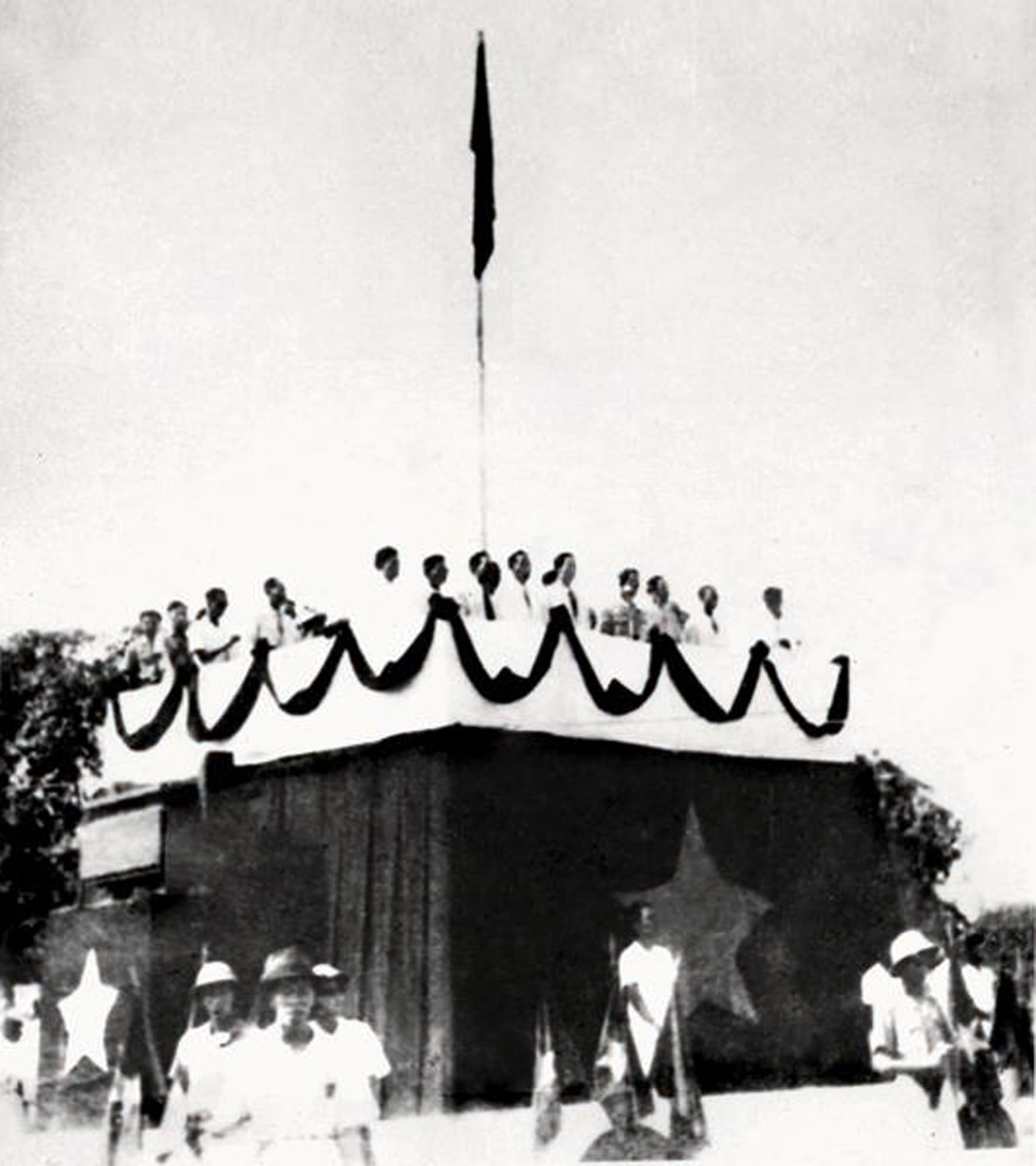 Mùa Thu ghi mốc son lịch sử