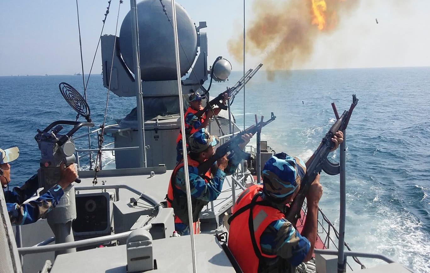 Thi đua huấn luyện giỏi ở đơn vị tàu anh hùng