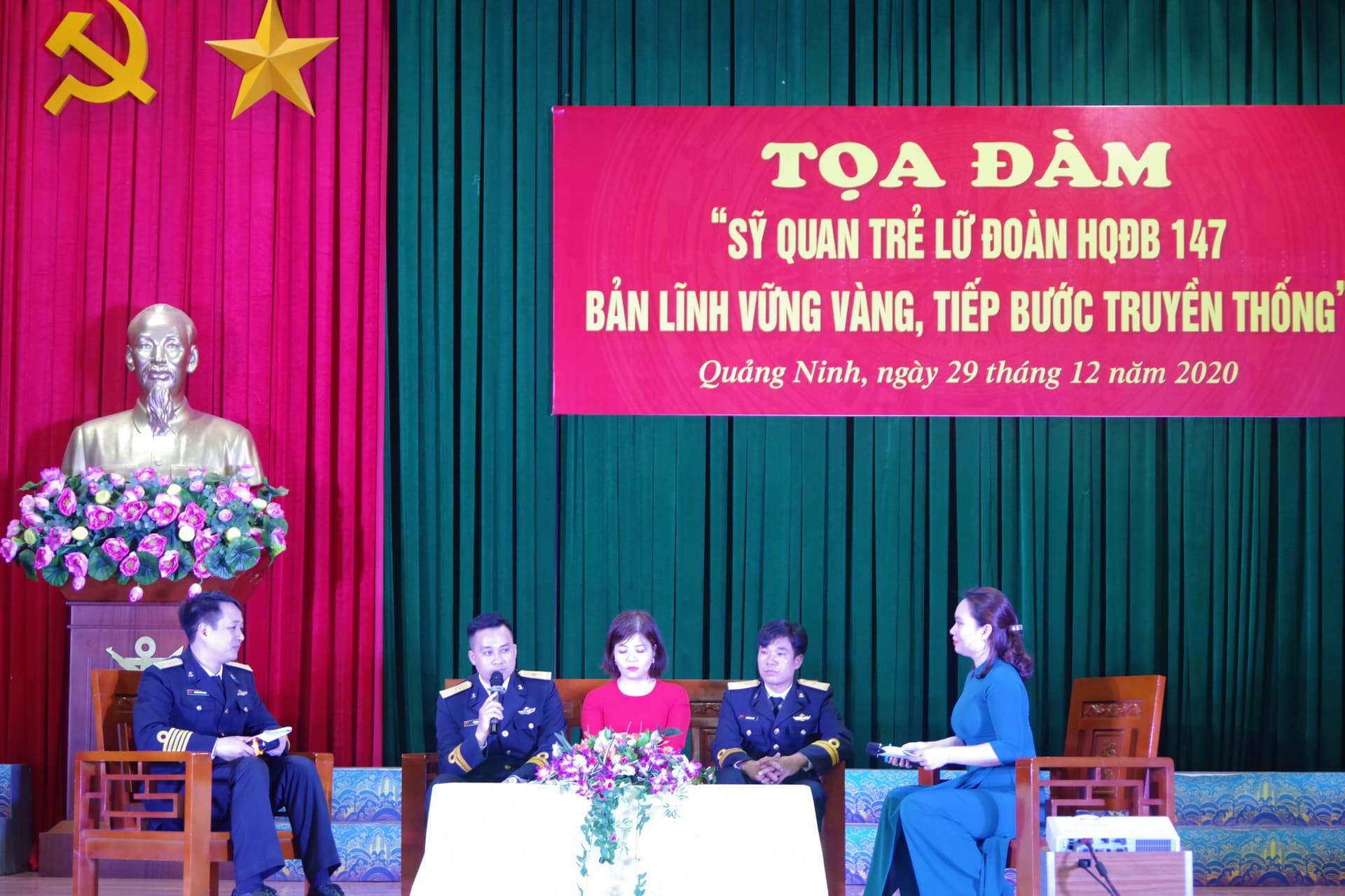 Toạ đàm “Sĩ quan trẻ Lữ đoàn 147 bản lĩnh vững vàng, tiếp bước truyền thống”