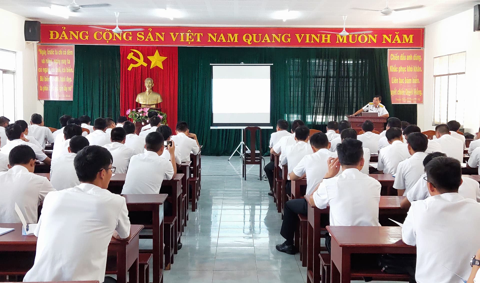 Lữ đoàn 171 tập huấn cán bộ đợt 1 năm 2020