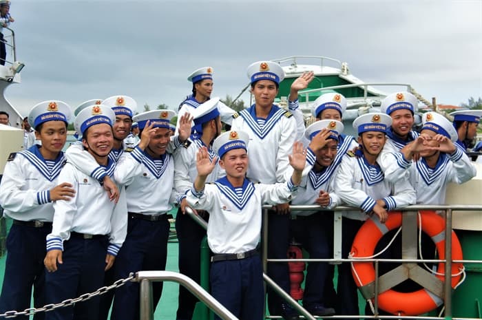 Tiếng hát con tàu