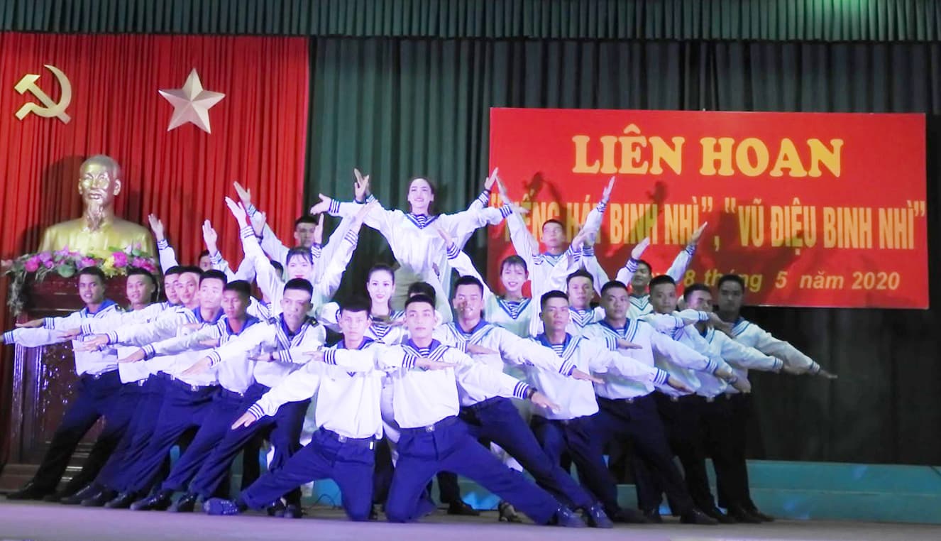 Lữ đoàn Công binh 83 Hải quân: Liên hoan "Tiếng hát binh nhì", "Vũ điệu binh nhì"