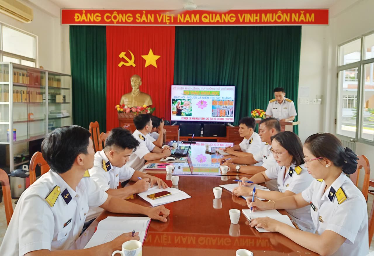 Hội thảo khoa học “Hồ Chí Minh-Người là niềm tin tất thắng”
