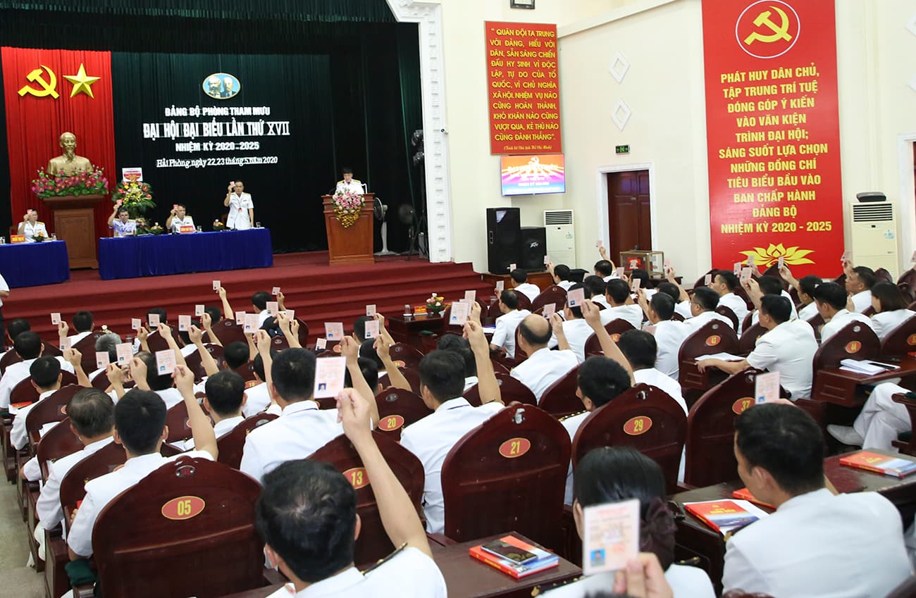 Đại hội đại biểu Đảng bộ Phòng Tham mưu Vùng 1: Tiếp tục làm tốt công tham mưu tác chiến, huấn luyện