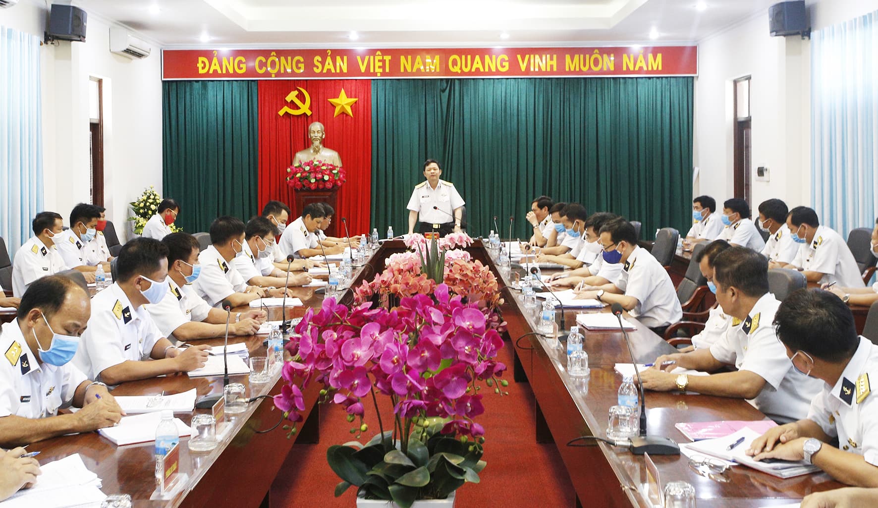 Chính ủy Hải quân kiểm tra Vùng 4