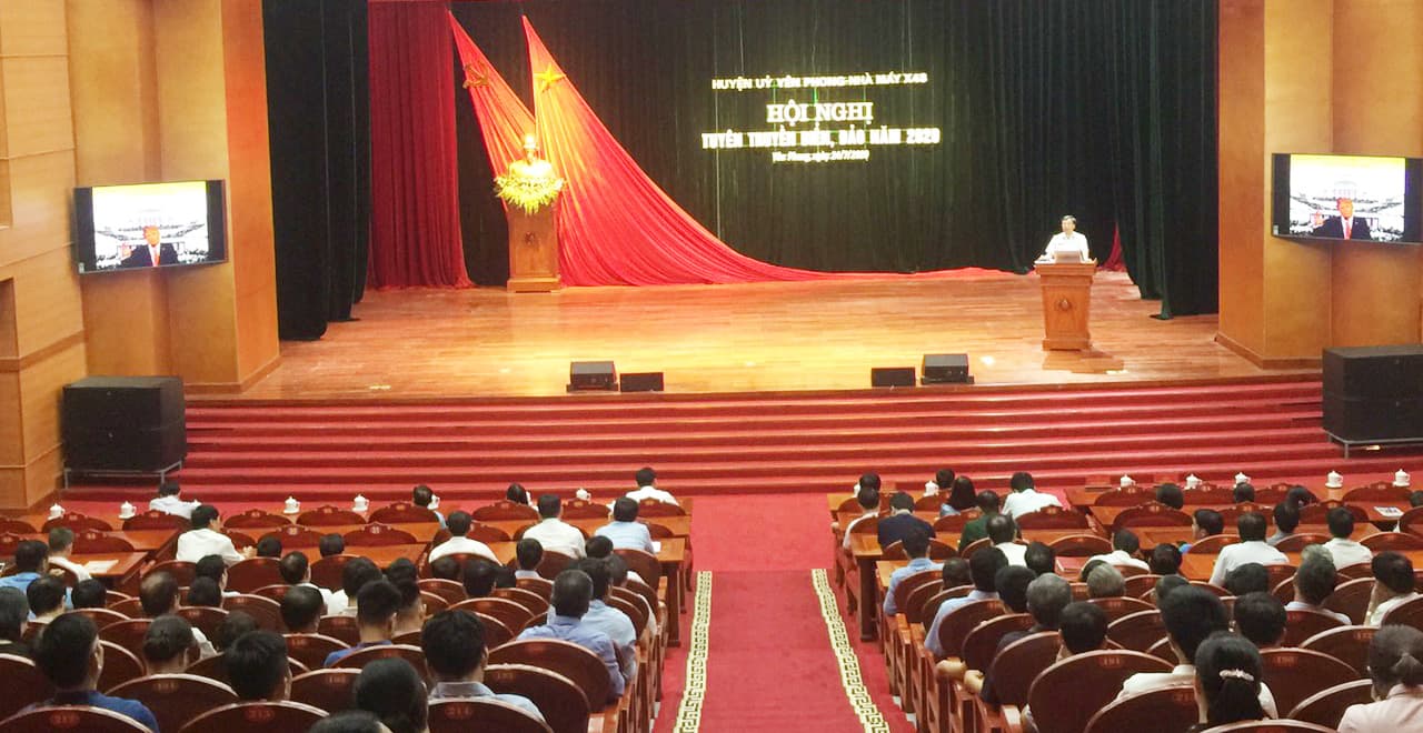 Nhà máy X48 thông tin về tình hình biển, đảo tại tỉnh Bắc Ninh