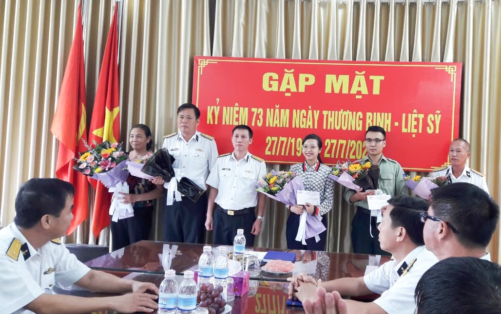 Hải đoàn 128: Tổ chức các hoạt động nghĩa tình nhân dịp 27-7