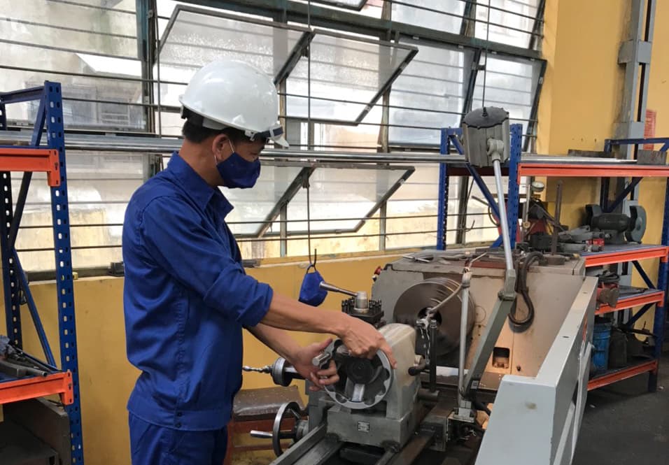 Nhà máy X70: Hội thi thợ giỏi ngành cơ khí cấp cơ sở