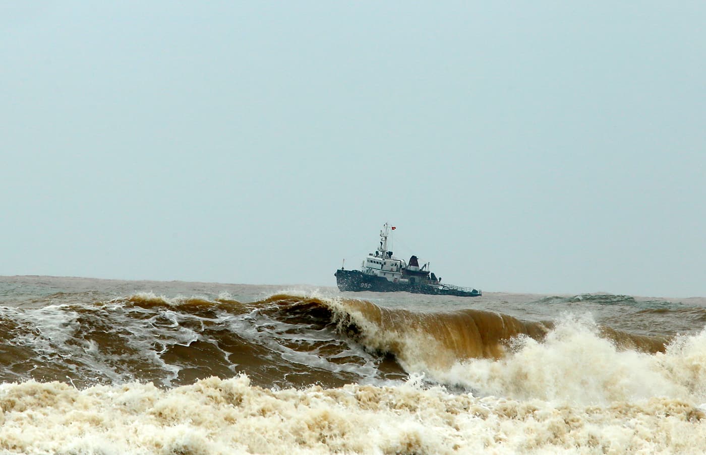 Tàu 952, Vùng 3 phối hợp cứu nạn thuyền viên tàu Vietship 01 ở vùng biển Cửa Việt