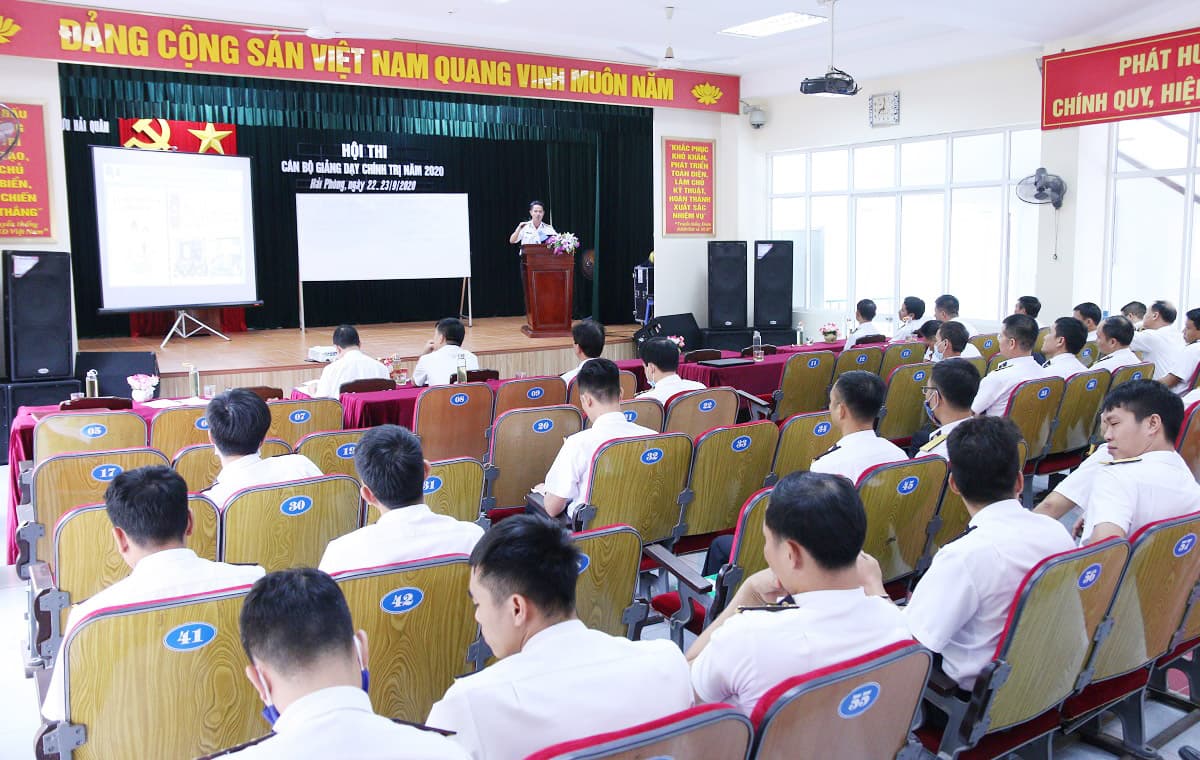 Bộ Tham mưu: Giáo dục chính trị phải đi trước, sát thực tế