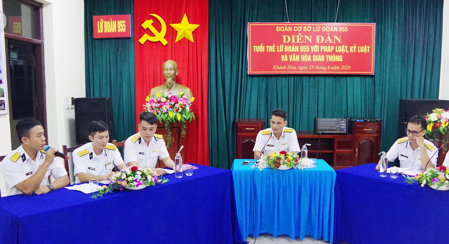 Diễn đàn “Tuổi trẻ Lữ đoàn 955 với pháp luật, kỷ luật và văn hóa giao thông”