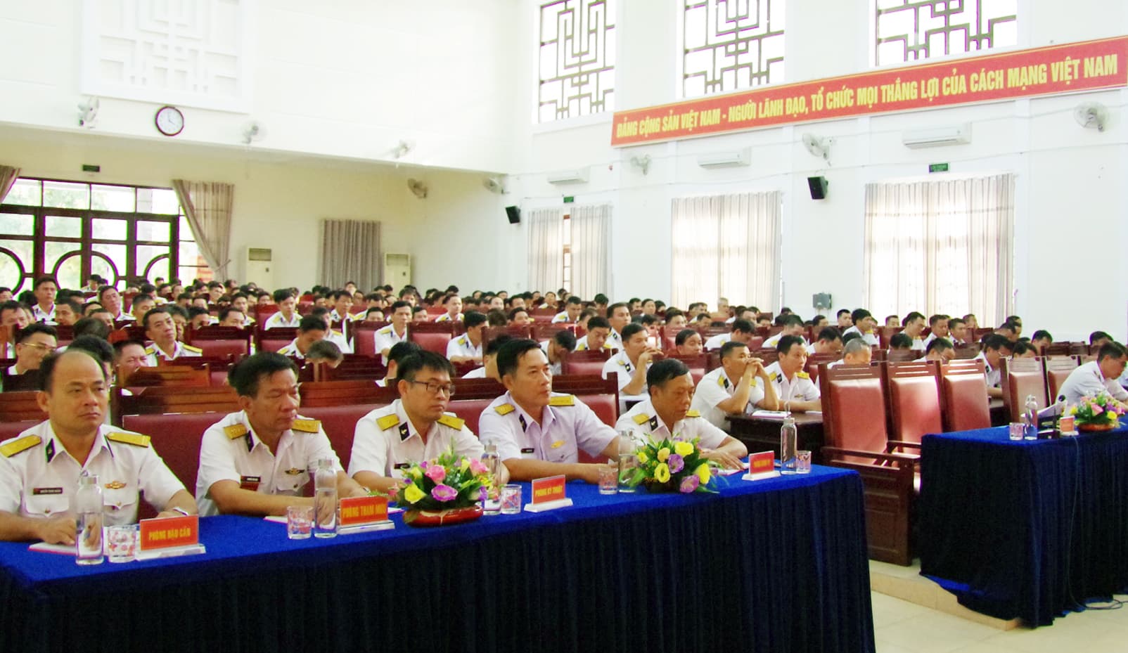 Vùng 4 Hải quân: Thông báo kết quả Hội nghị lần thứ 12, Ban Chấp hành Trung ương Đảng Khóa XII