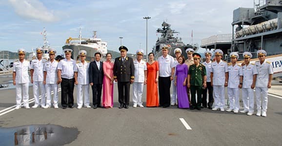 Đội tàu Hải quân Nga thăm Việt Nam