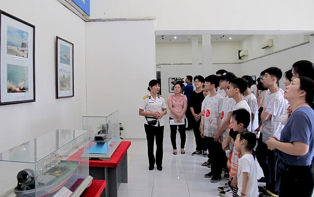 Triển lãm 45 năm chống đế quốc Mỹ phong tỏa sông, biển miền Bắc bằng thủy lôi, bom từ trường