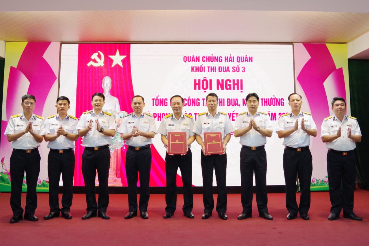 Khối thi đua 3 tổng kết phong trào thi đua quyết thắng năm 2025