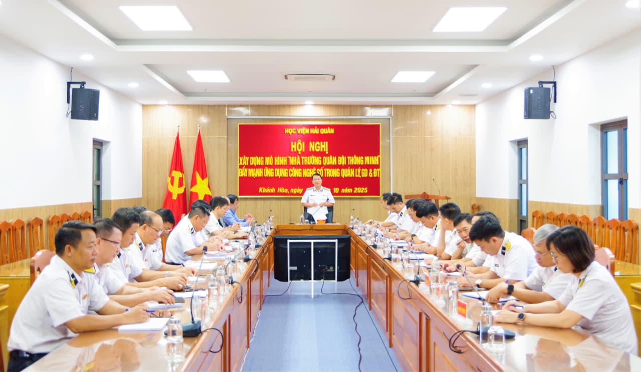 Hội nghị xây dựng mô hình “Nhà trường Quân đội thông minh”