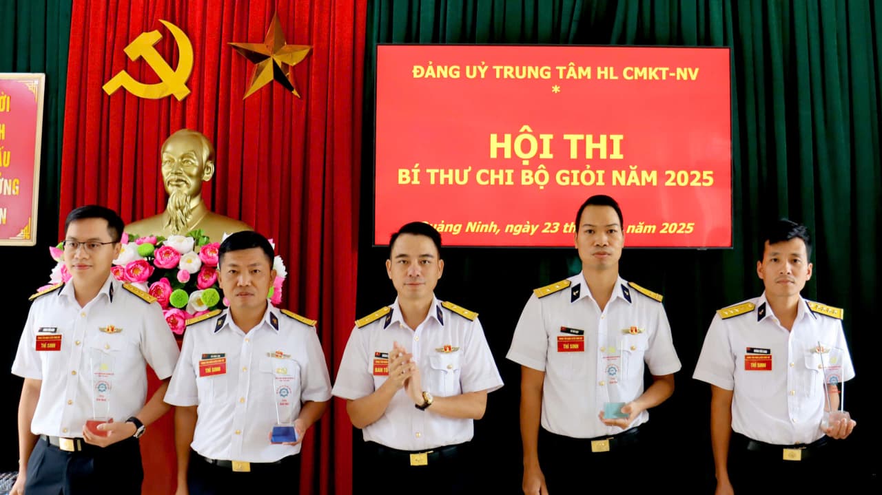 Trung tâm huấn luyện CMKT-NV Vùng 1: Hội thi bí thư chi bộ giỏi năm 2025