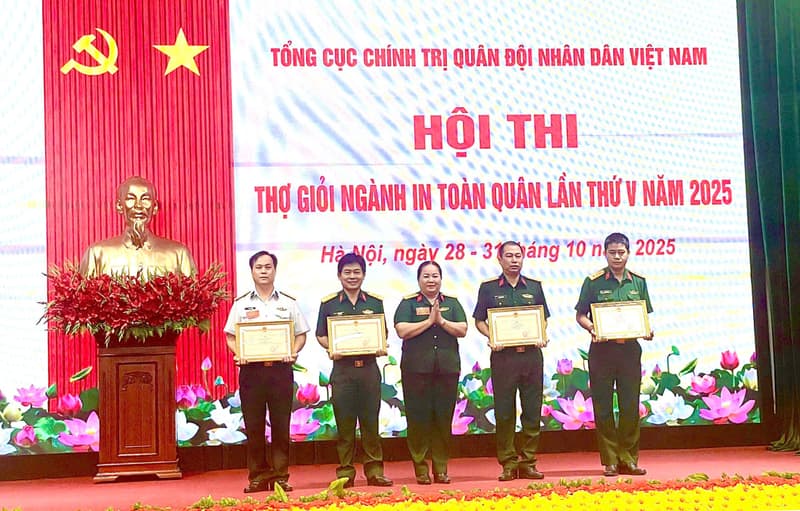 Xưởng in Hải quân đạt giải Nhì tại Hội thi thợ giỏi ngành in toàn quân lần thứ V