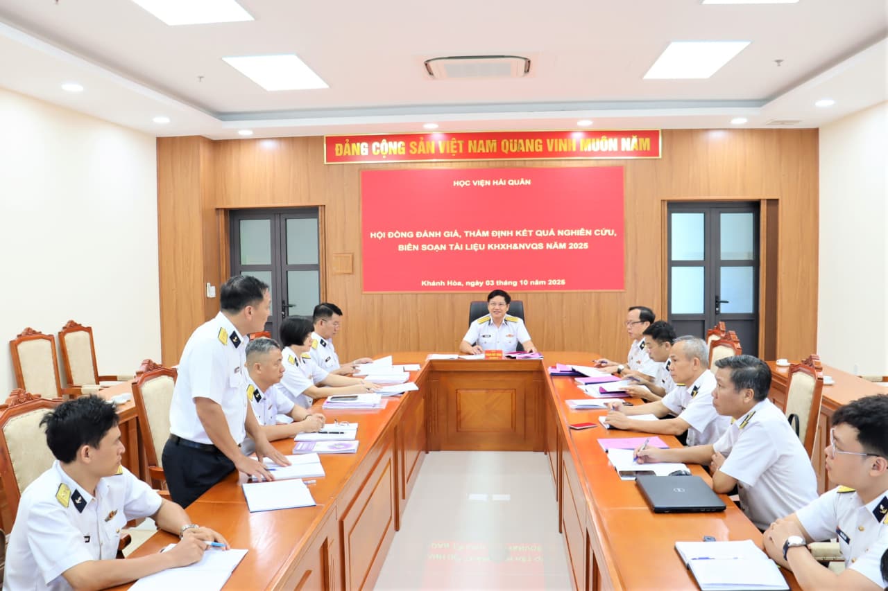 Đánh giá, thẩm định kết quả nghiên cứu, biên soạn tài liệu KHXH&NVQS năm 2025