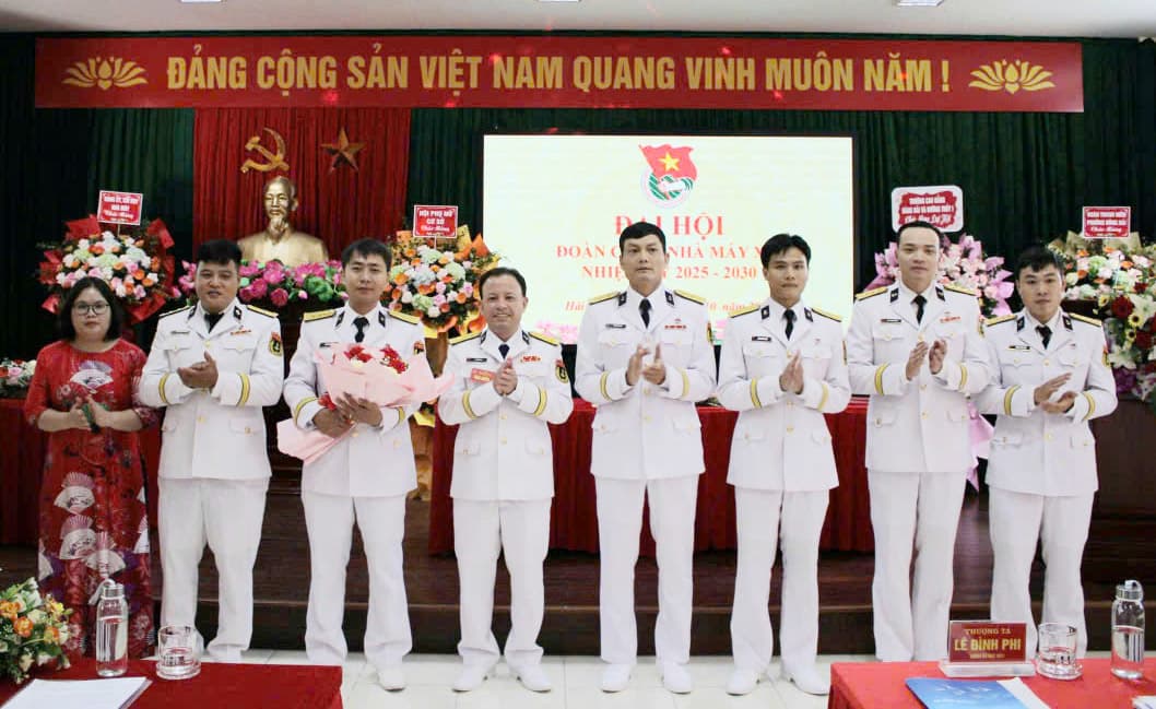 Tuổi trẻ Nhà máy X70 xung kích trong nhiệm vụ bảo đảm kỹ thuật