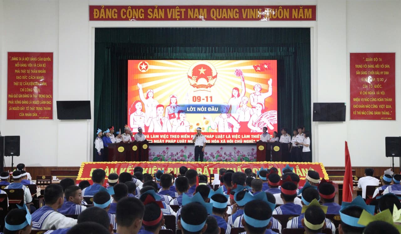 Lữ đoàn 101 thi tìm hiểu pháp luật năm 2025