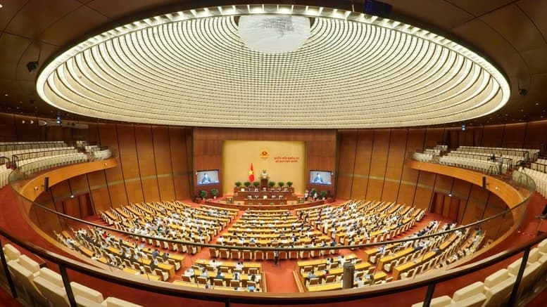 Xã luận: Pháp luật vì sự phát triển