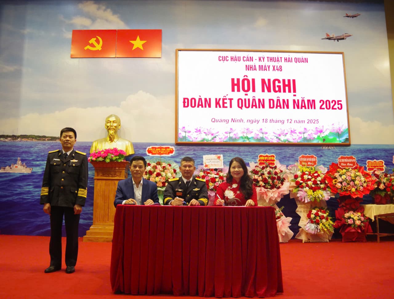 Nhà máy X48: Hội nghị đoàn kết quân dân