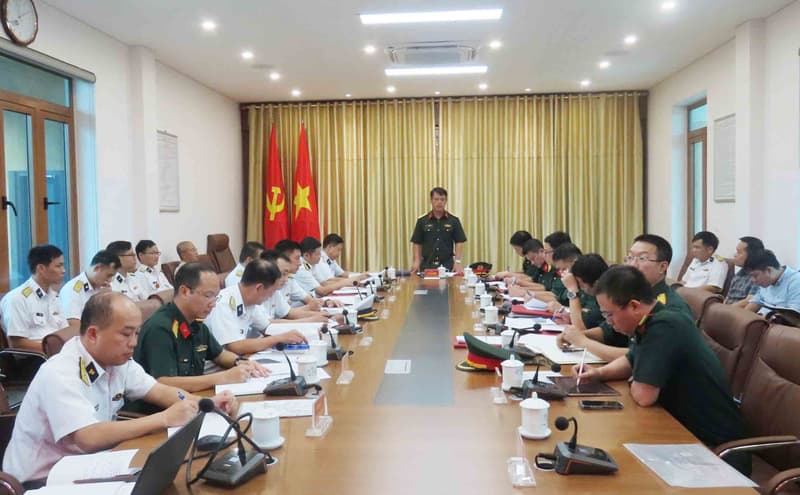 Đoàn công tác Bộ Quốc phòng khảo sát chất lượng trang bị kỹ thuật tại Lữ đoàn 679