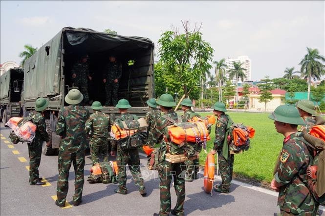 Quân đội chủ động các biện pháp ứng phó bão số 9 ở mức cao nhất